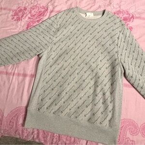 Gray Patterned Sweatshirt